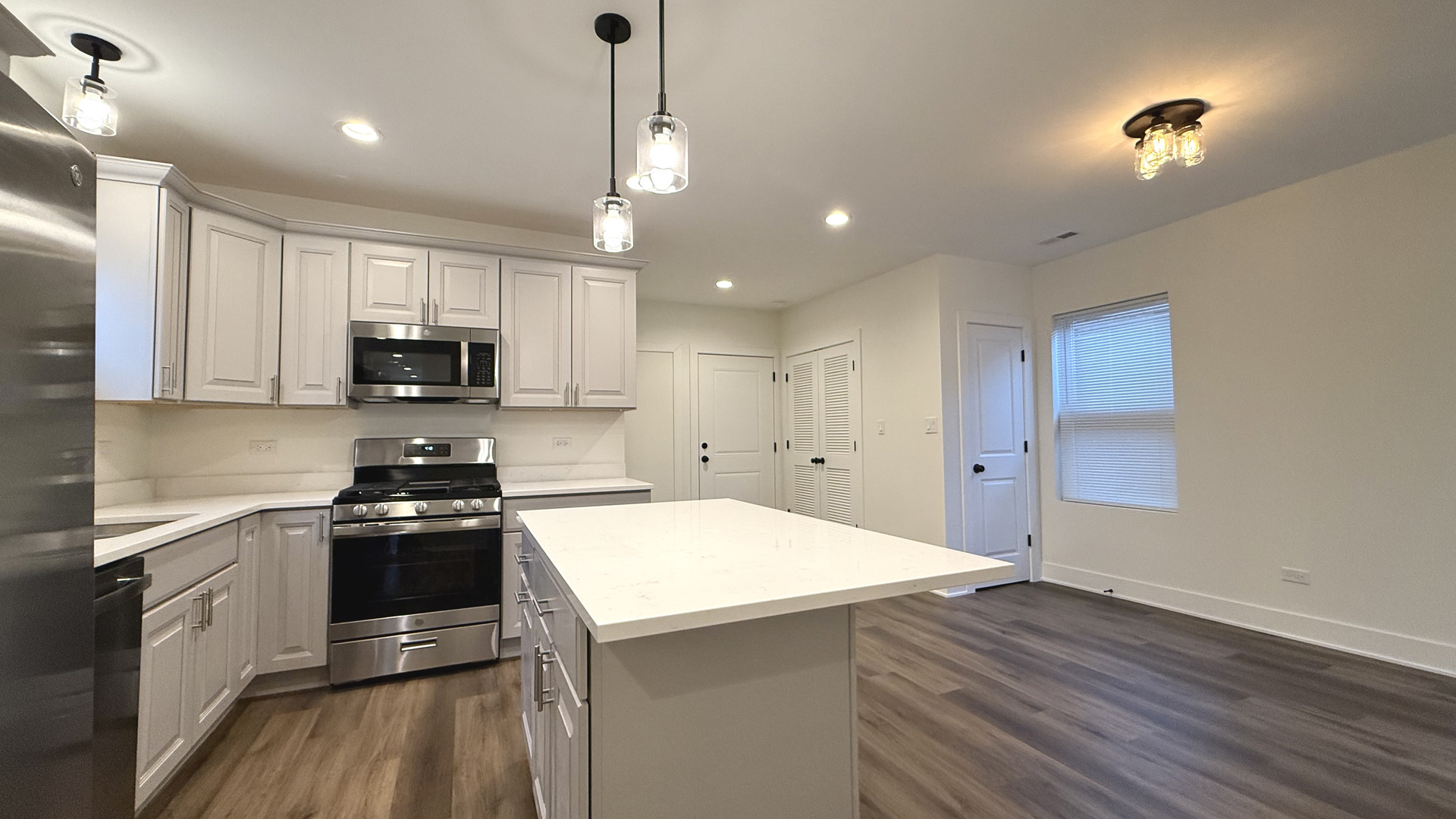 114 Stephen Street, Unit 1 Lemont, IL 60439 - Photo 6 of 16