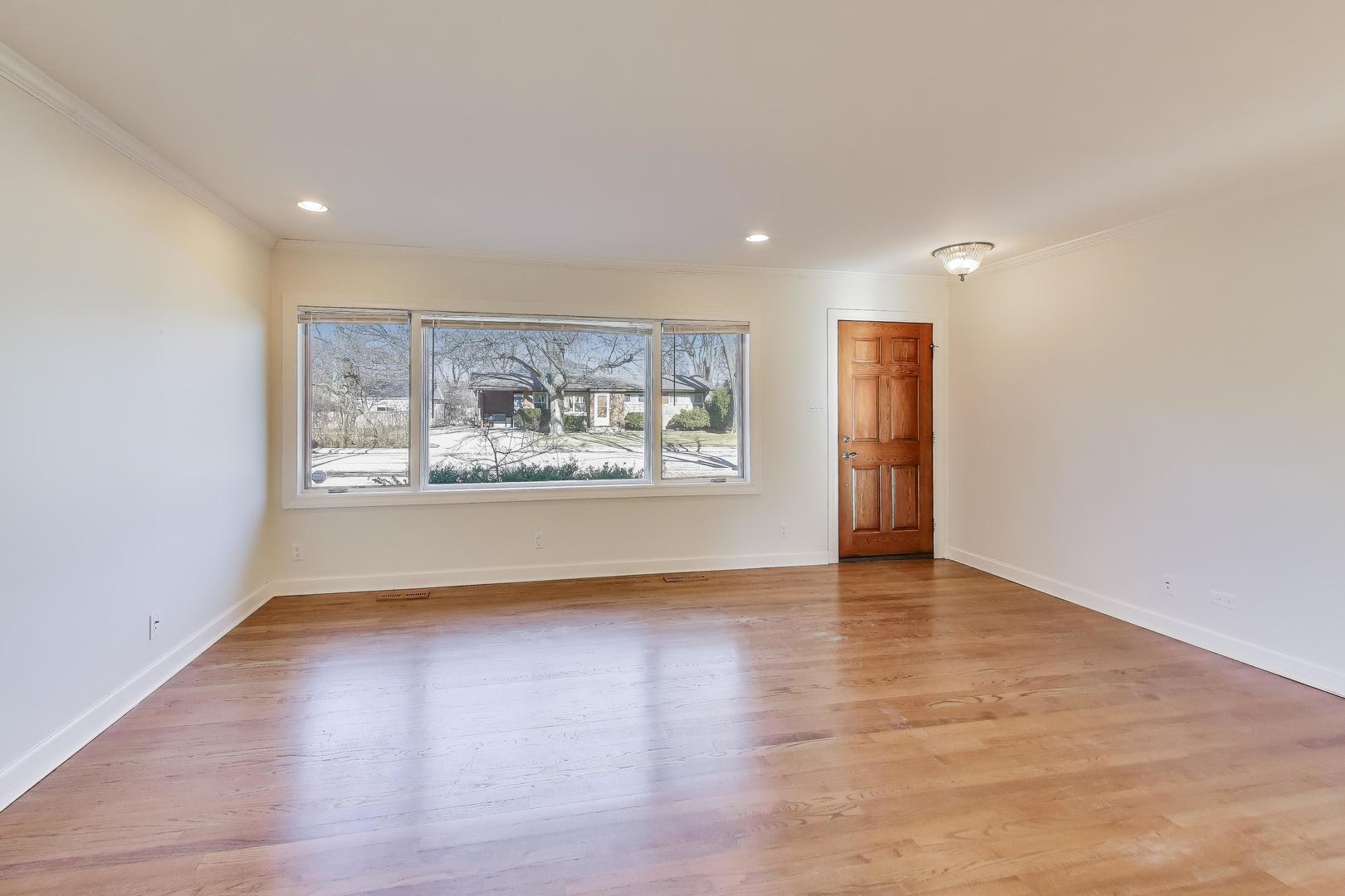 1000 Dell Road Northbrook, IL 60062 - Photo 4 of 28