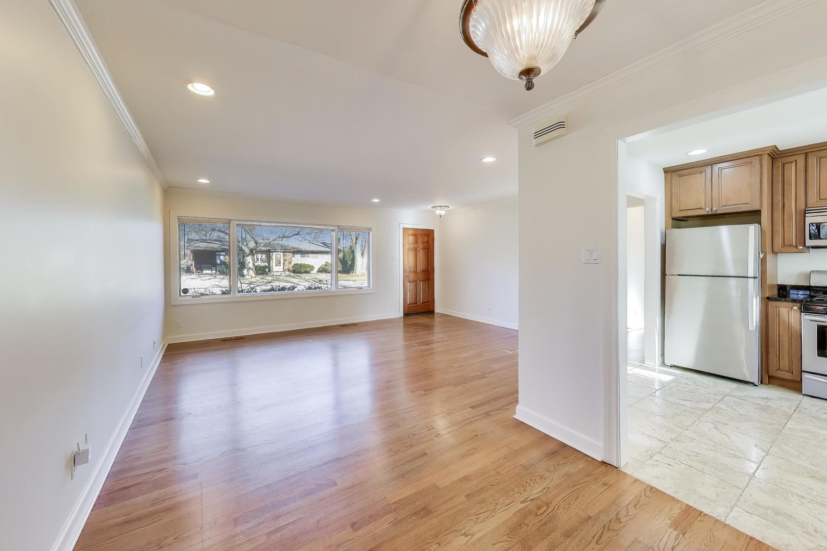 1000 Dell Road Northbrook, IL 60062 - Photo 7 of 28