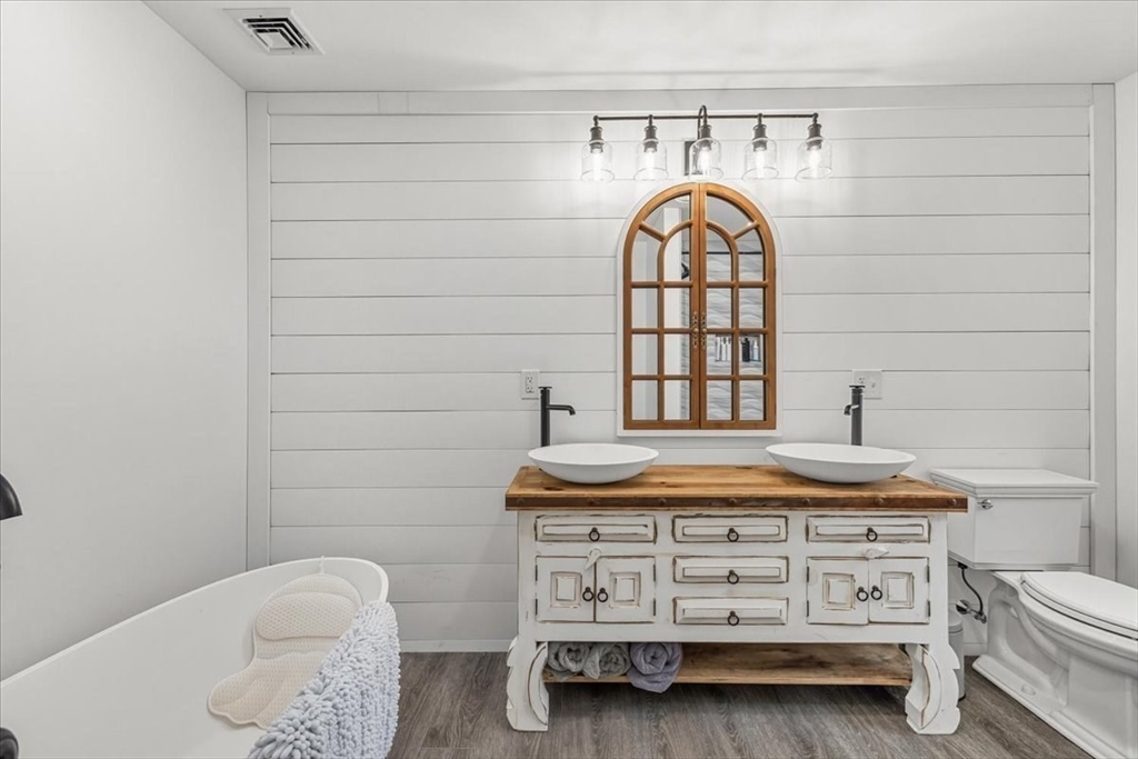 827 High Street Bridgewater, MA 02324 - Photo 16 of 40 Gallery Image 16