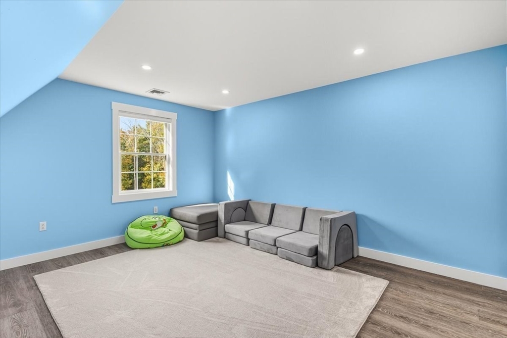 827 High Street Bridgewater, MA 02324 - Photo 20 of 40 Gallery Image 20