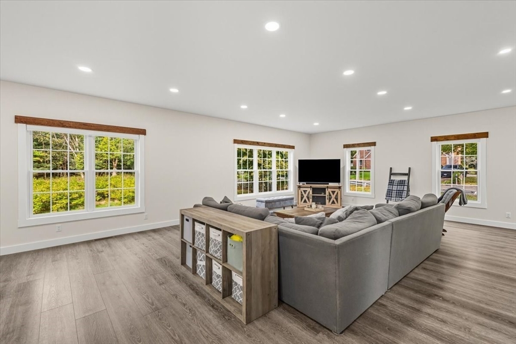 827 High Street Bridgewater, MA 02324 - Photo 4 of 40 Gallery Image 4
