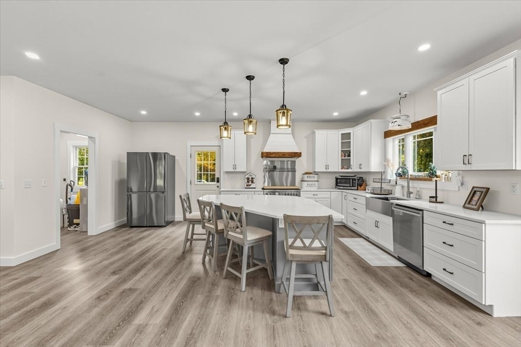 827 High Street Bridgewater, MA 02324 - Photo 10 of 40 Gallery Image 10