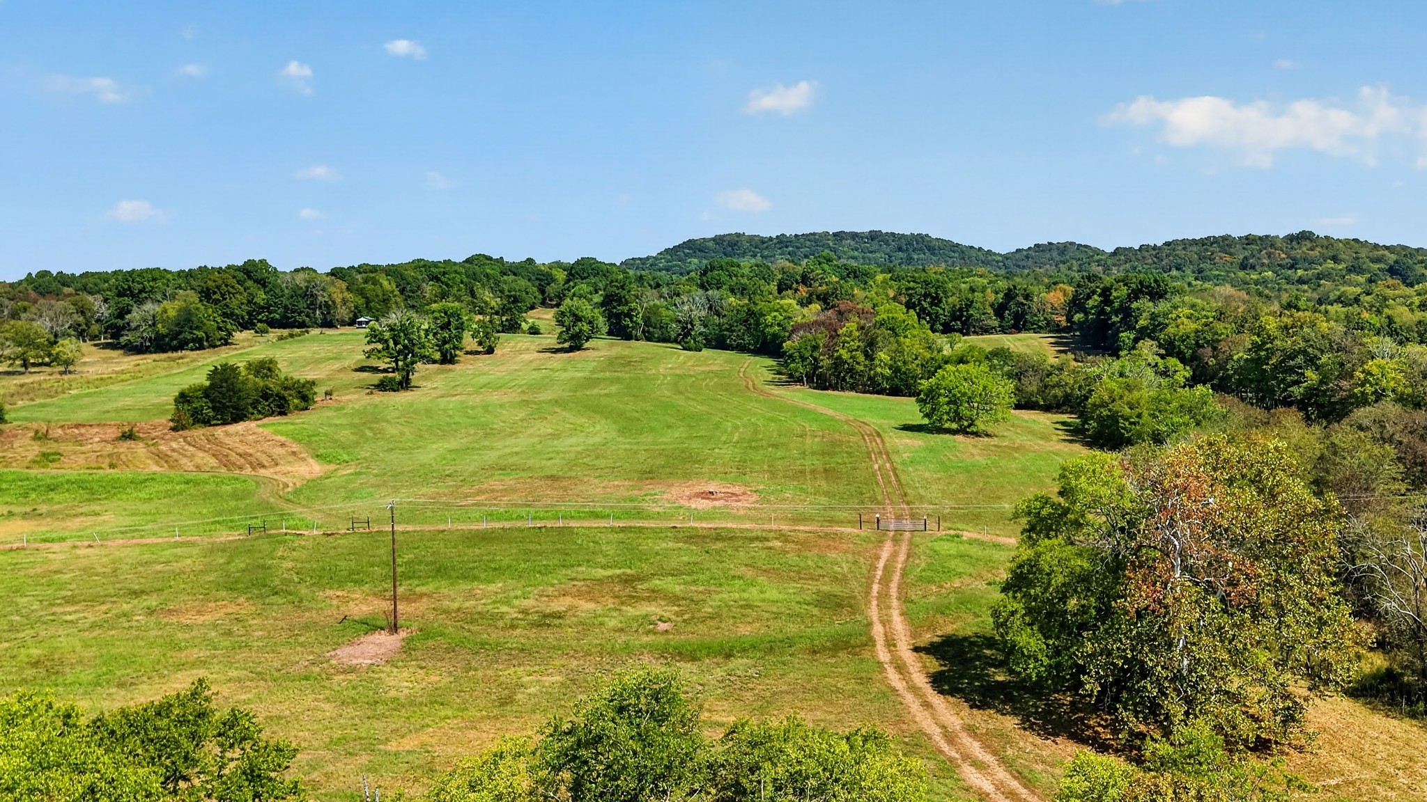 1289 Old Hopewell Road Bethpage, TN 37022 - Photo 8 of 42 Gallery Image 8