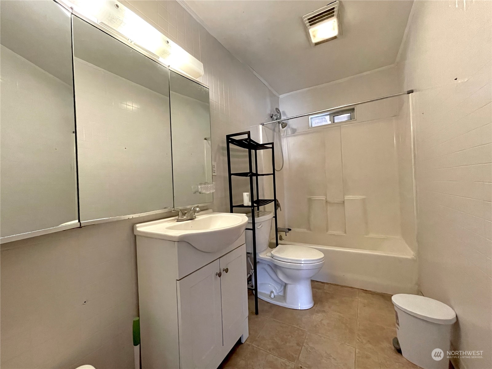 9855 Stone Road Northeast Moses Lake, WA 98837 - Photo 16 of 24 Gallery Image 16
