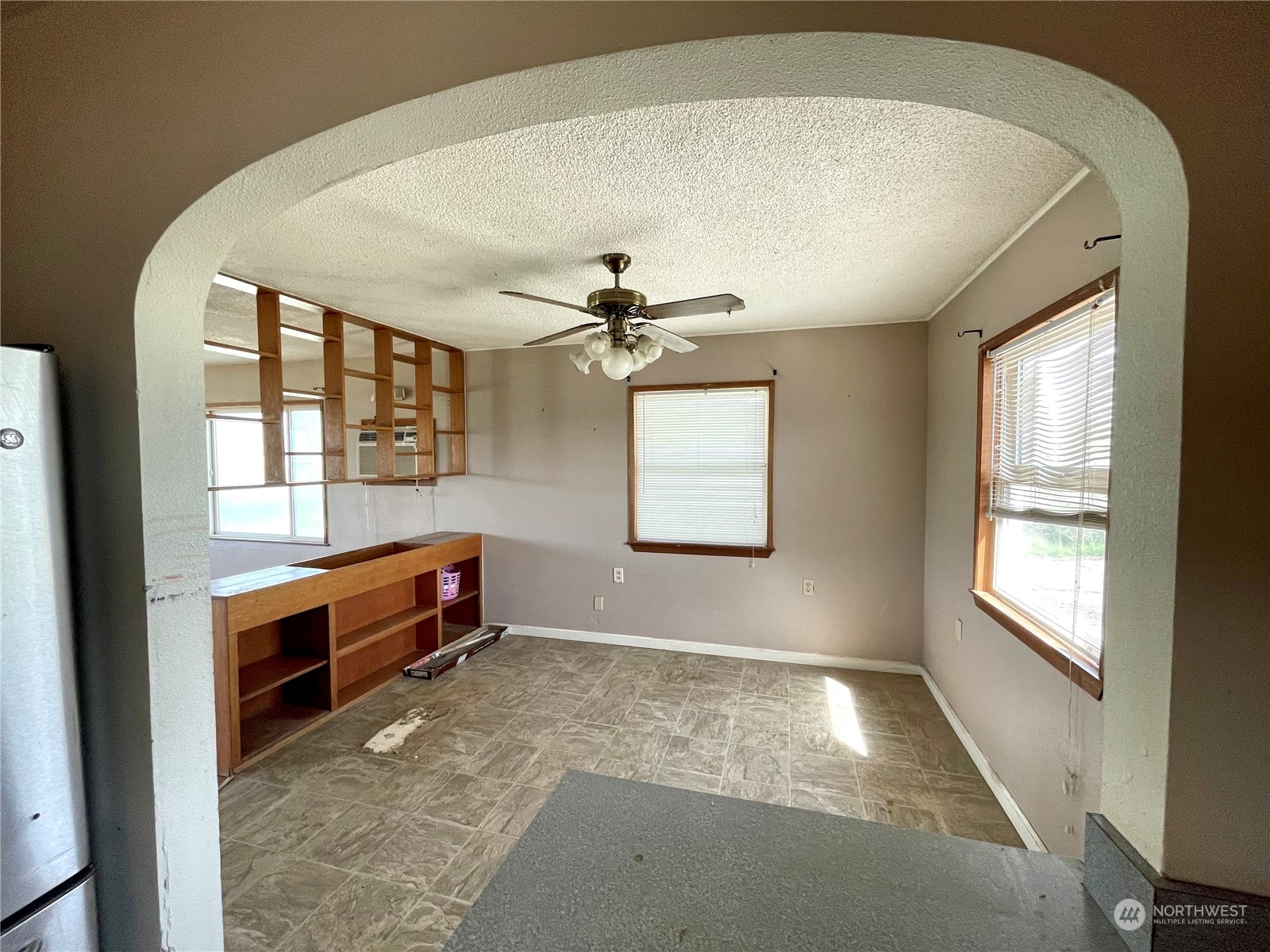 9855 Stone Road Northeast Moses Lake, WA 98837 - Photo 10 of 24 Gallery Image 10