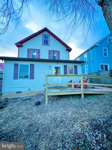 a backyard of a house