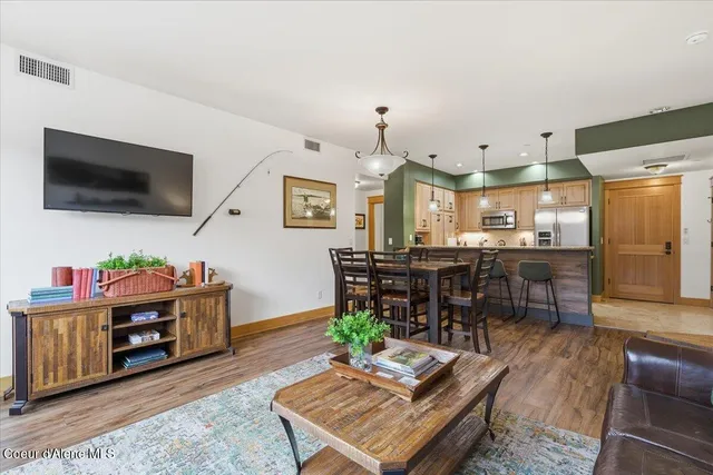 $585,000 | 2050 North Main Street, Unit 214, Coeur D'Alene, ID 83814