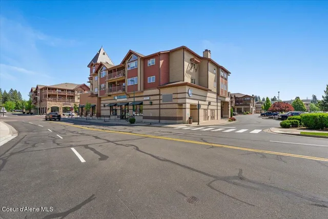 $585,000 | 2050 North Main Street, Unit 214, Coeur D'Alene, ID 83814