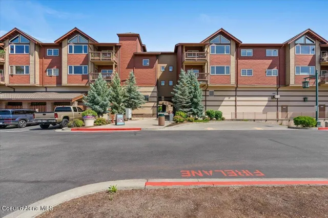 $585,000 | 2050 North Main Street, Unit 214, Coeur D'Alene, ID 83814