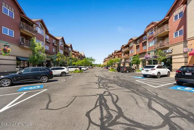 $585,000 | 2050 North Main Street, Unit 214, Coeur D'Alene, ID 83814
