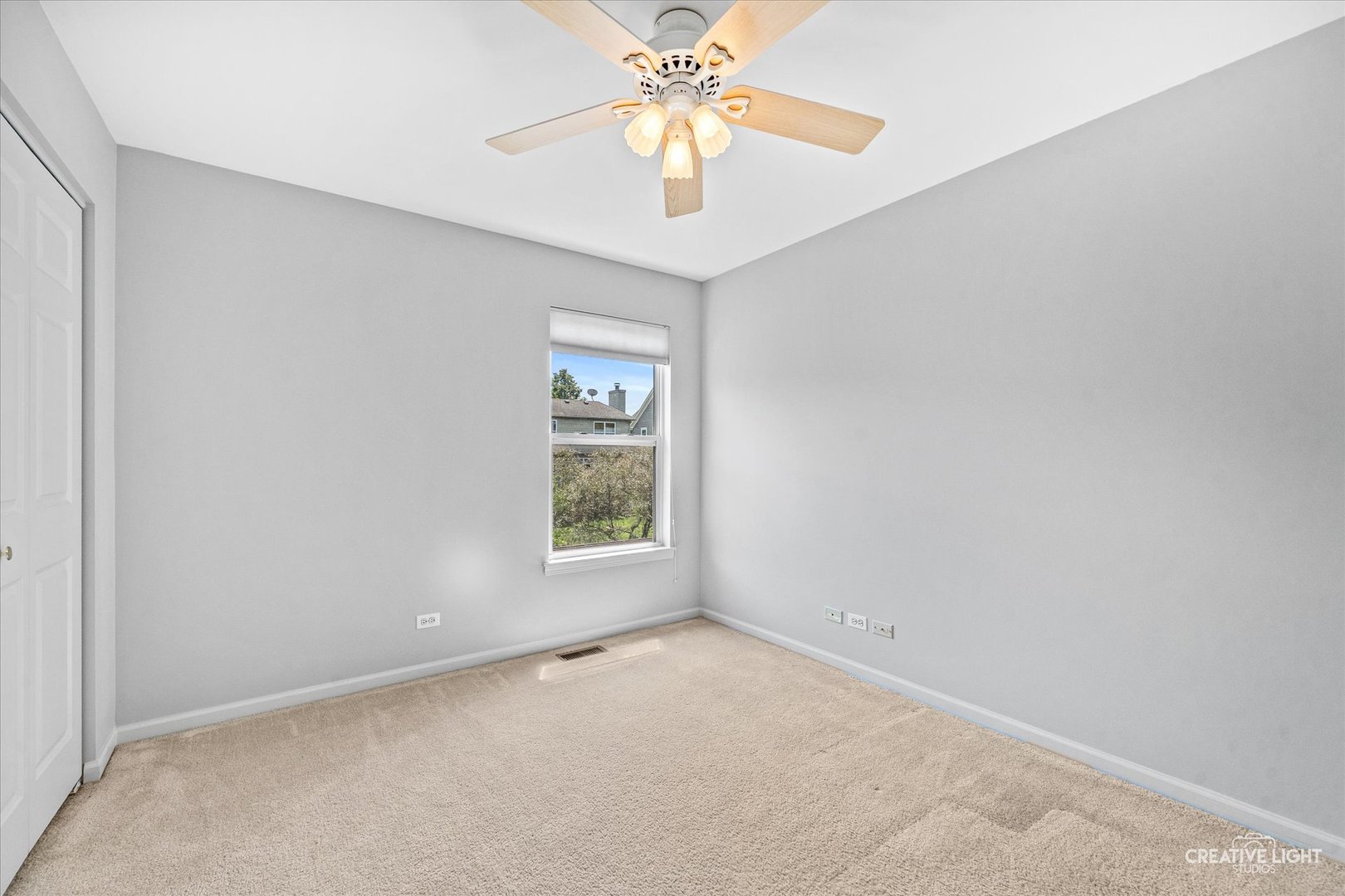 275 Hampton Road Sugar Grove, IL 60554 - Photo 28 of 40 Gallery Image 28