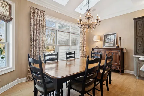 $1,750,000 | 454 East Oxford Road, North Barrington, IL 60010