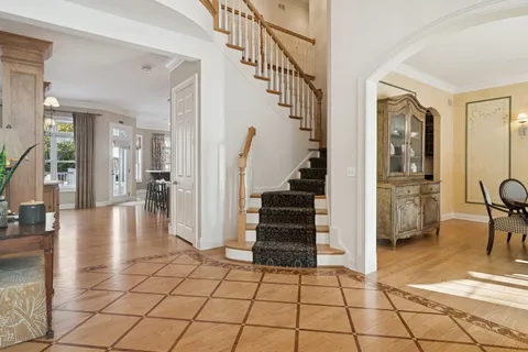 $1,750,000 | 454 East Oxford Road, North Barrington, IL 60010