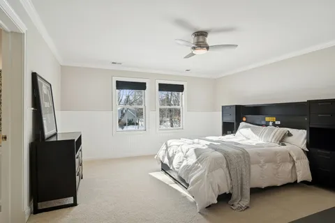 $1,750,000 | 454 East Oxford Road, North Barrington, IL 60010