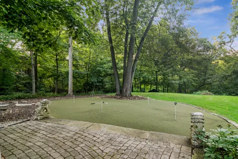 $1,750,000 | 454 East Oxford Road, North Barrington, IL 60010