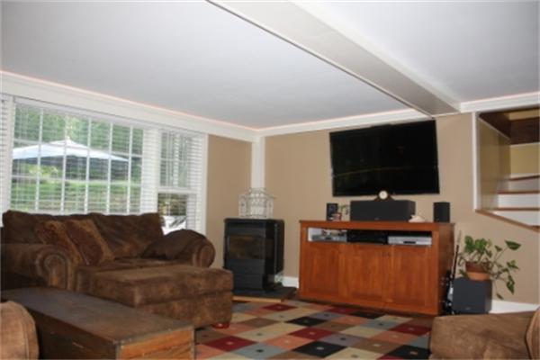 243 Old Stonebridge Road Wayland, MA 01778 - Photo 3 of 15