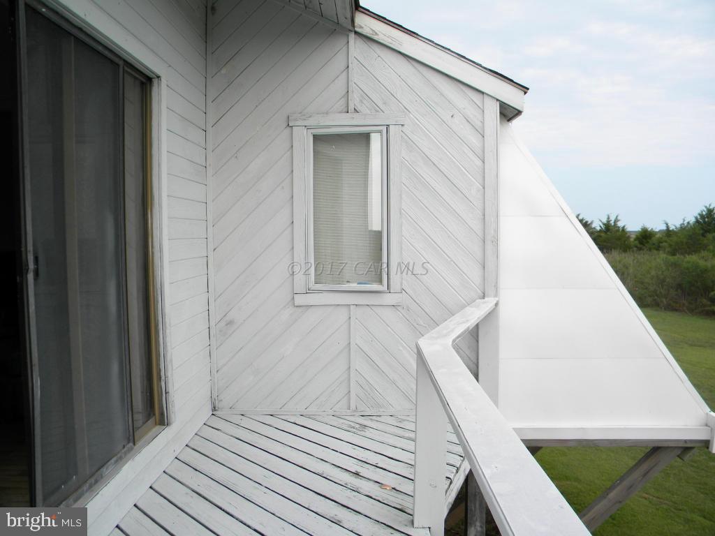 3951 Tyler Road Ewell, MD 21824 - Photo 13 of 17 a view of balcony and deck