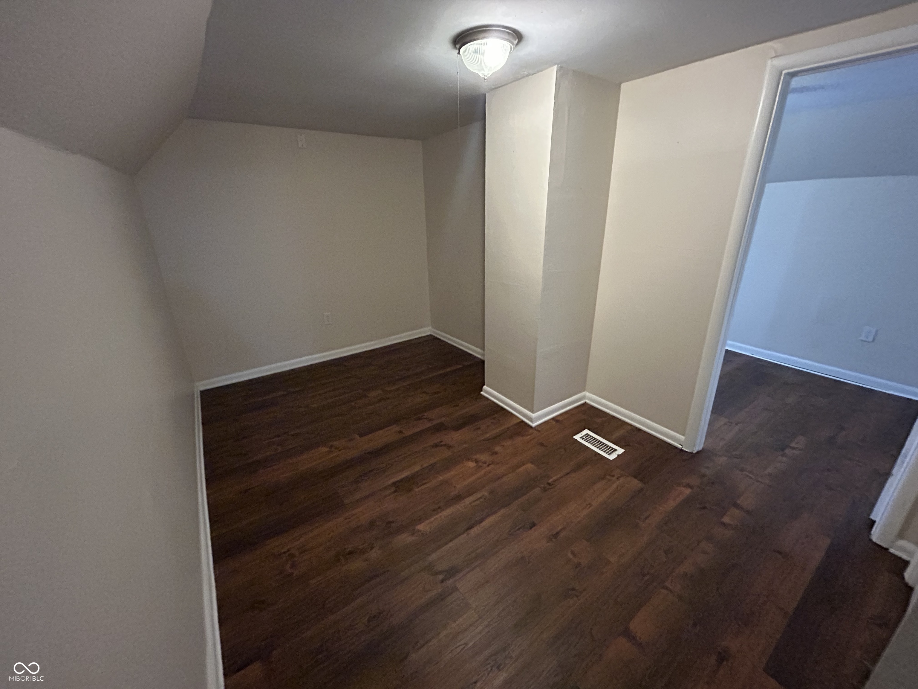 1759 Howard Street Indianapolis, IN 46221 - Photo 20 of 26