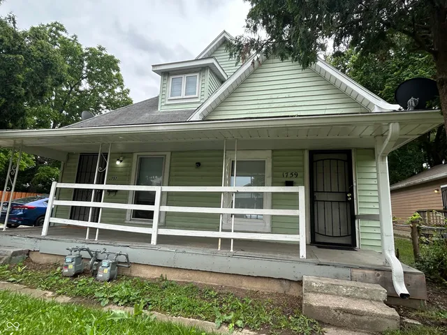$1,050 | 1759 Howard Street, Indianapolis, IN 46221