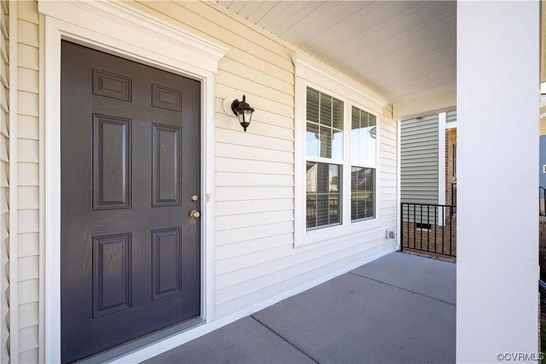 5653 Rohan Place Moseley, VA 23120 - Photo 6 of 50 Gallery Image 6