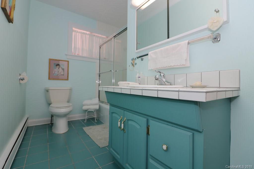 381 Maple Street Brevard, NC 28712 - Photo 18 of 23 Gallery Image 18