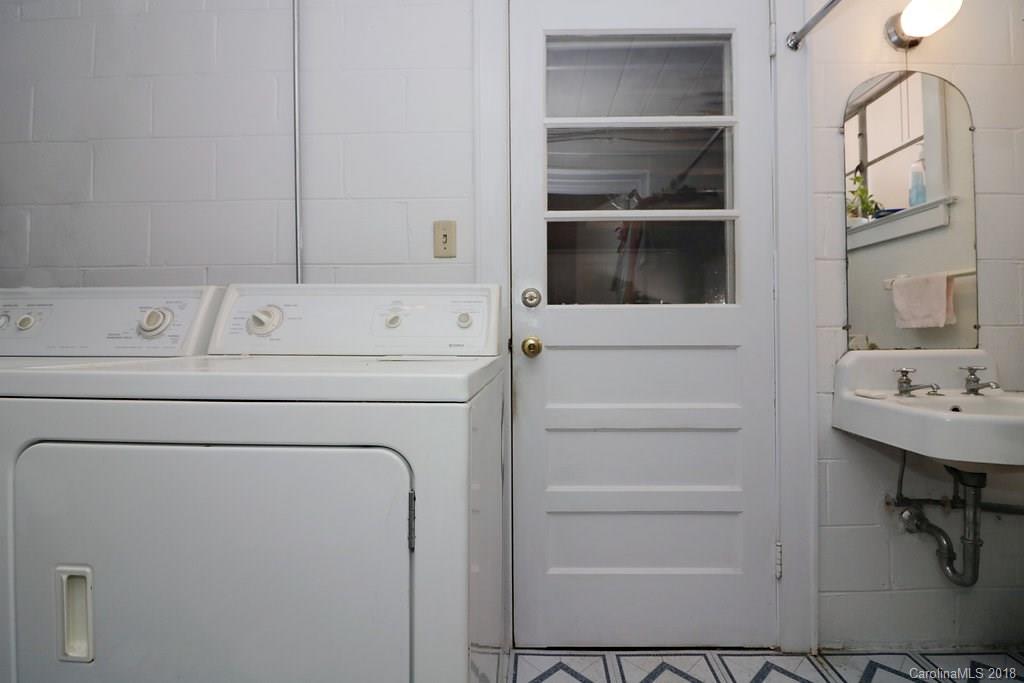381 Maple Street Brevard, NC 28712 - Photo 20 of 23 Gallery Image 20