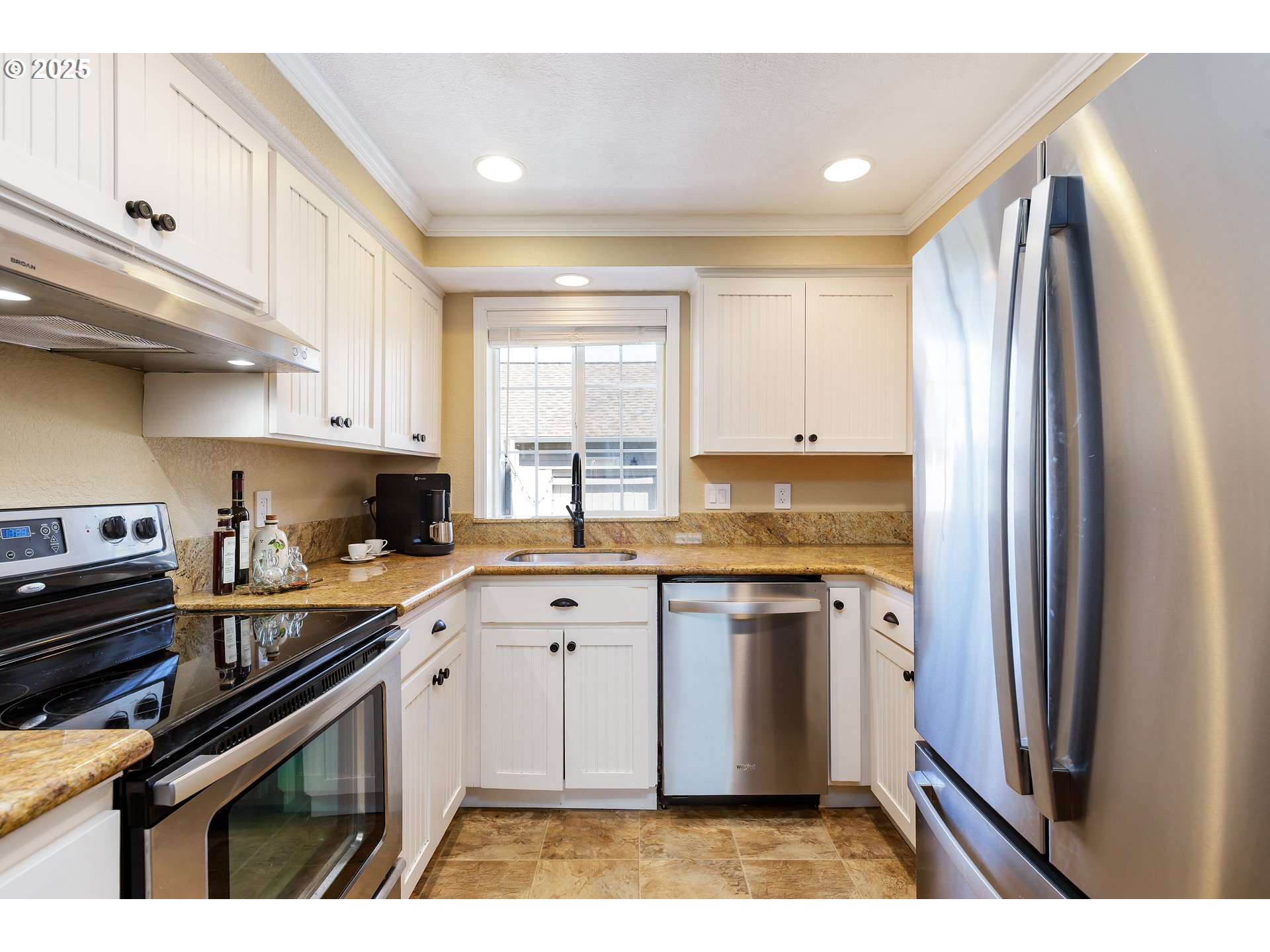 28705 Southwest Roger Boulevard, Unit 80 Wilsonville, OR 97070 - Photo 14 of 39