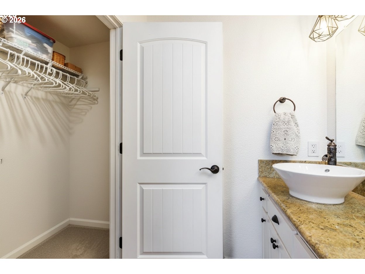 28705 Southwest Roger Boulevard, Unit 80 Wilsonville, OR 97070 - Photo 23 of 39