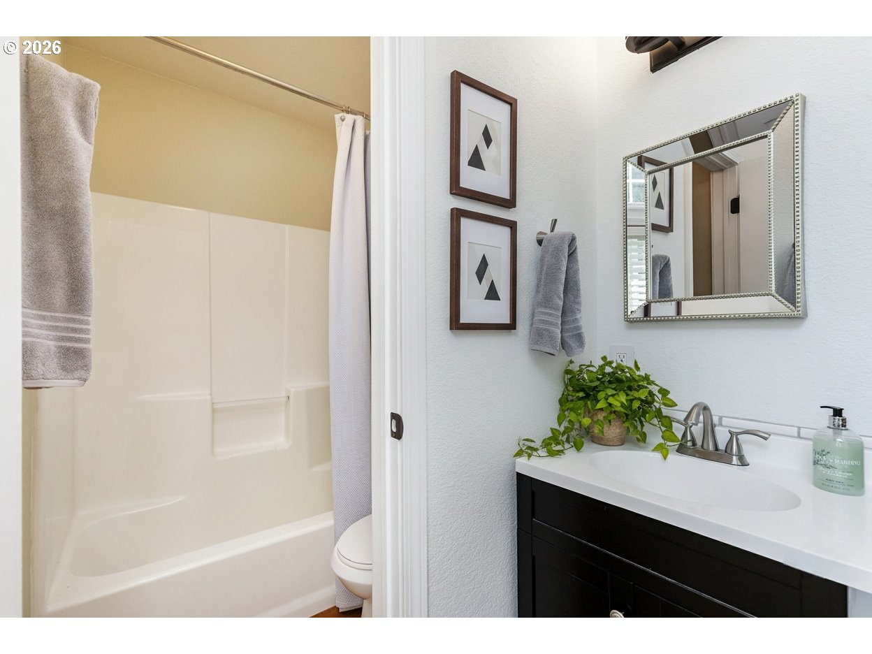 28705 Southwest Roger Boulevard, Unit 80 Wilsonville, OR 97070 - Photo 27 of 39