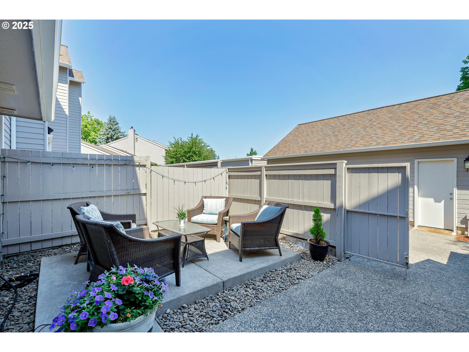 28705 Southwest Roger Boulevard, Unit 80 Wilsonville, OR 97070 - Photo 35 of 39 Front Yard