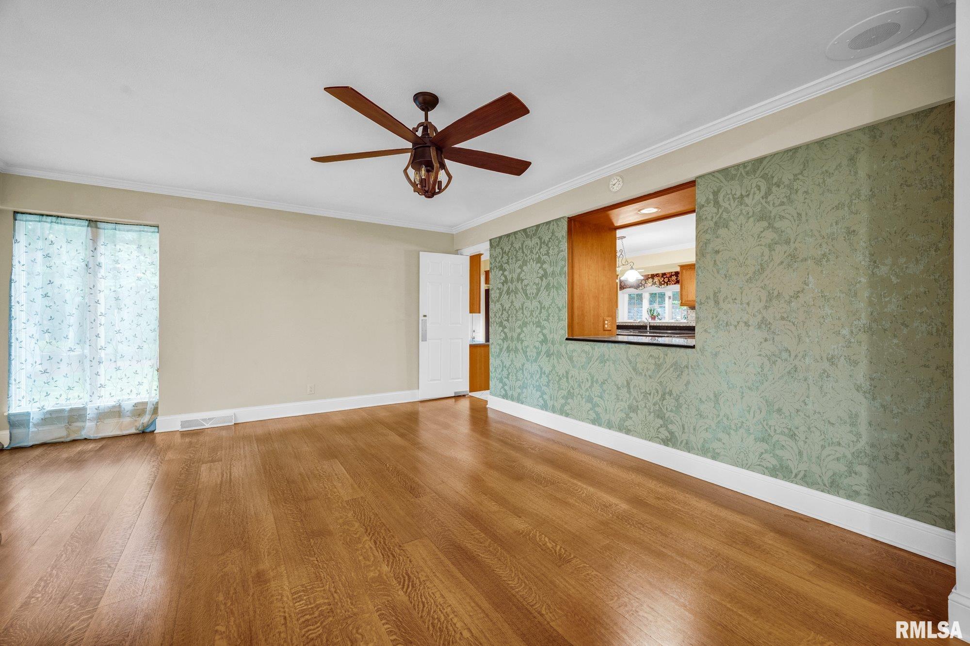 341 West Ravinwoods Road Peoria, IL 61615 - Photo 6 of 52 Gallery Image 6