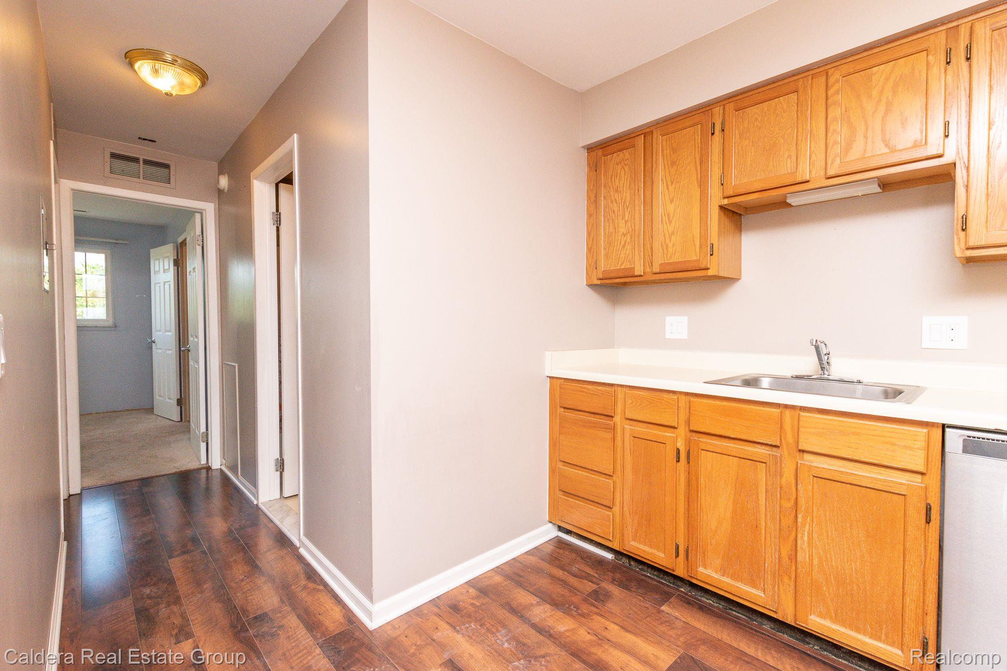 430 Baldwin Avenue, Unit 69 Rochester, MI 48307 - Photo 14 of 35