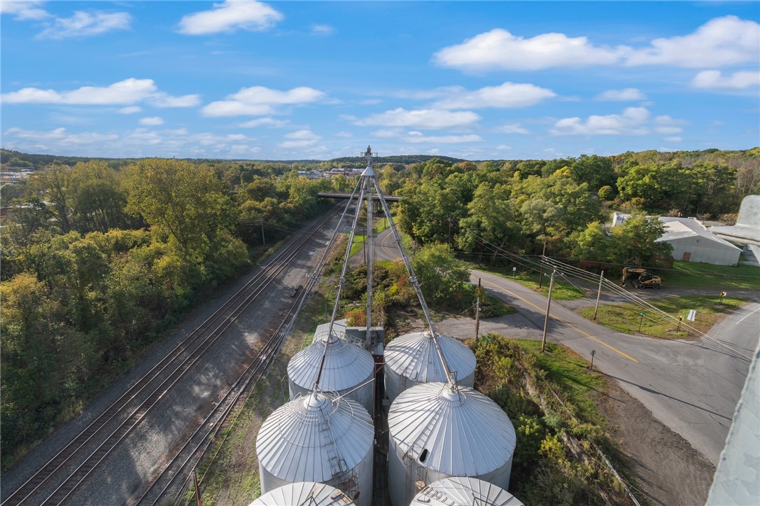 2980 North Creek Road Palmyra, NY 14522 - Photo 20 of 27 Plenty of storage tanks!