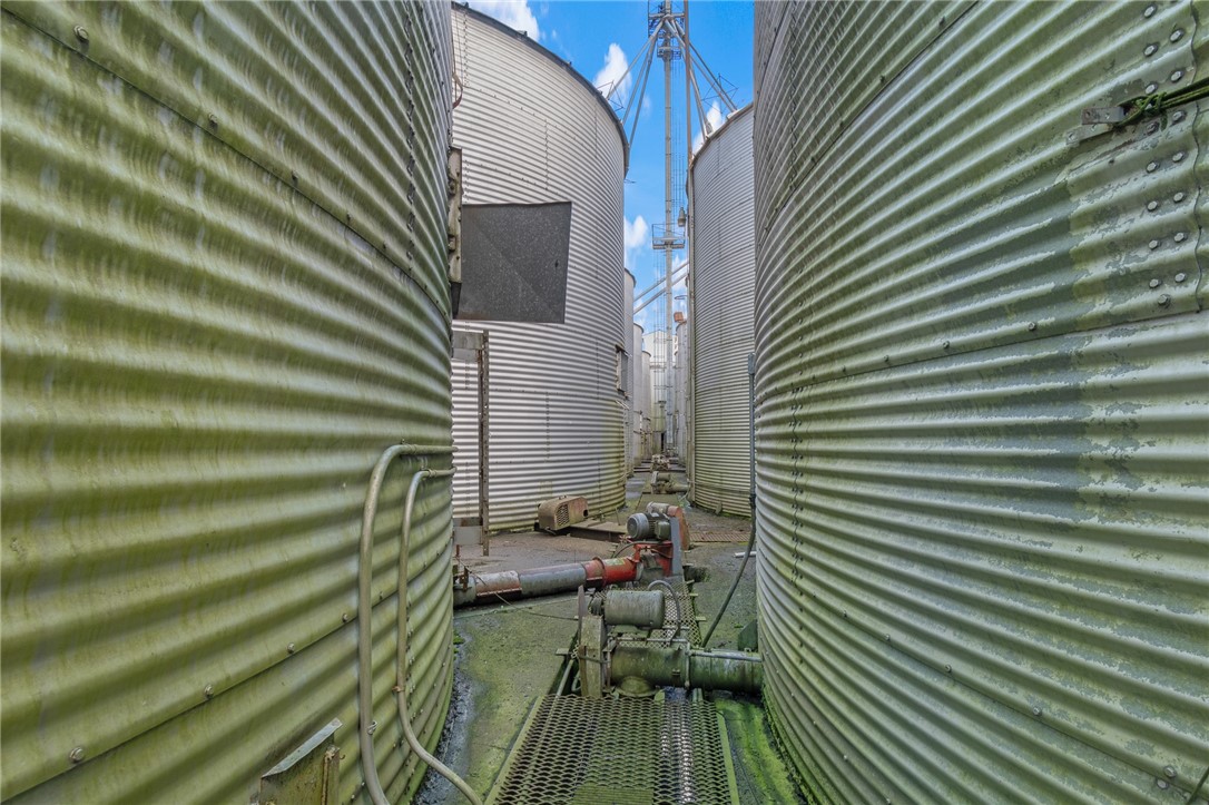 2980 North Creek Road Palmyra, NY 14522 - Photo 3 of 27 Well cared for facility