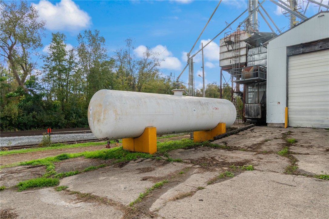 2980 North Creek Road Palmyra, NY 14522 - Photo 5 of 27 Well maintained tank- holds 10k gallons of propane