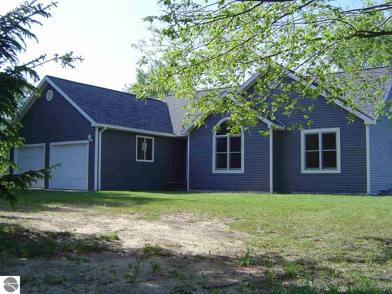 20718 Rhodes Road Interlochen, MI 49643 - Photo 2 of 32 1781382-1.JPG