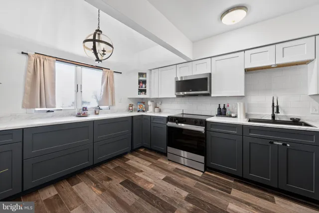 $349,000 | 545 Berkshire Drive, Williamstown, NJ 08094