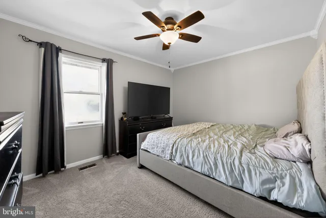 $349,000 | 545 Berkshire Drive, Williamstown, NJ 08094