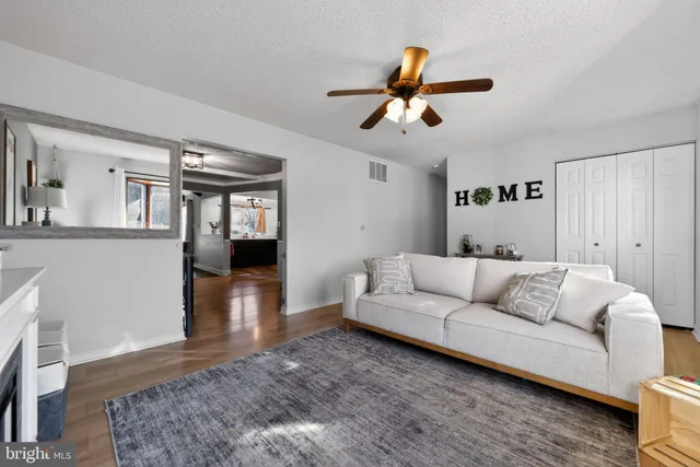 $349,000 | 545 Berkshire Drive, Williamstown, NJ 08094