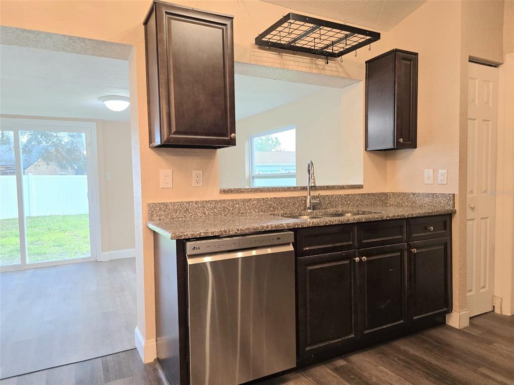 326 Colonade Court Kissimmee, FL 34758 - Photo 14 of 39