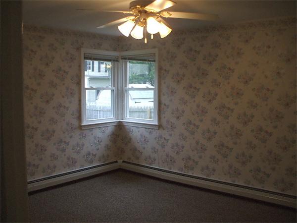 24 Middle Road Gardner, MA 01440 - Photo 5 of 11 Gallery Image 5