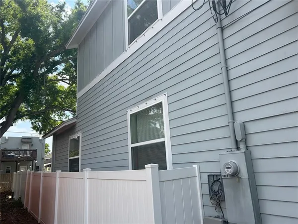 $3,000 | 2128 West Walnut Street, Tampa, FL 33607