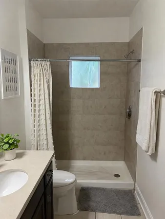 $3,000 | 2128 West Walnut Street, Tampa, FL 33607