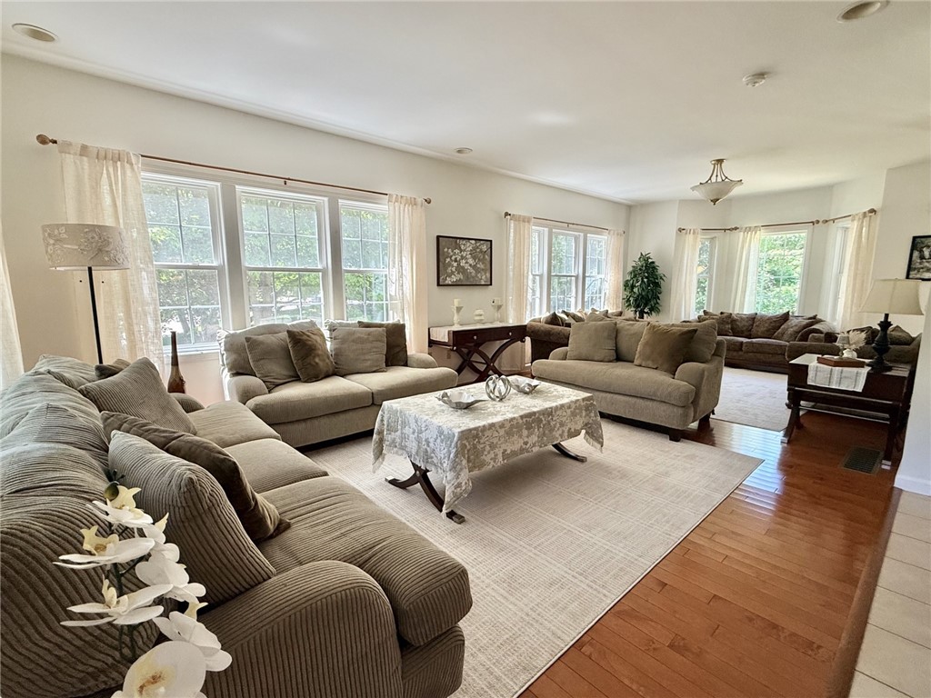 167 Winnapaug Road Westerly, RI 02891 - Photo 12 of 42