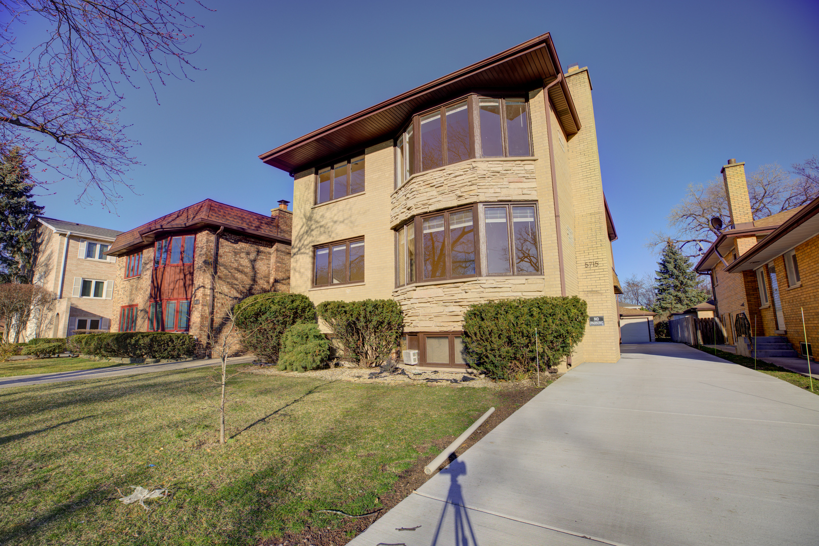 5715 North Cicero Ave Unit 1  