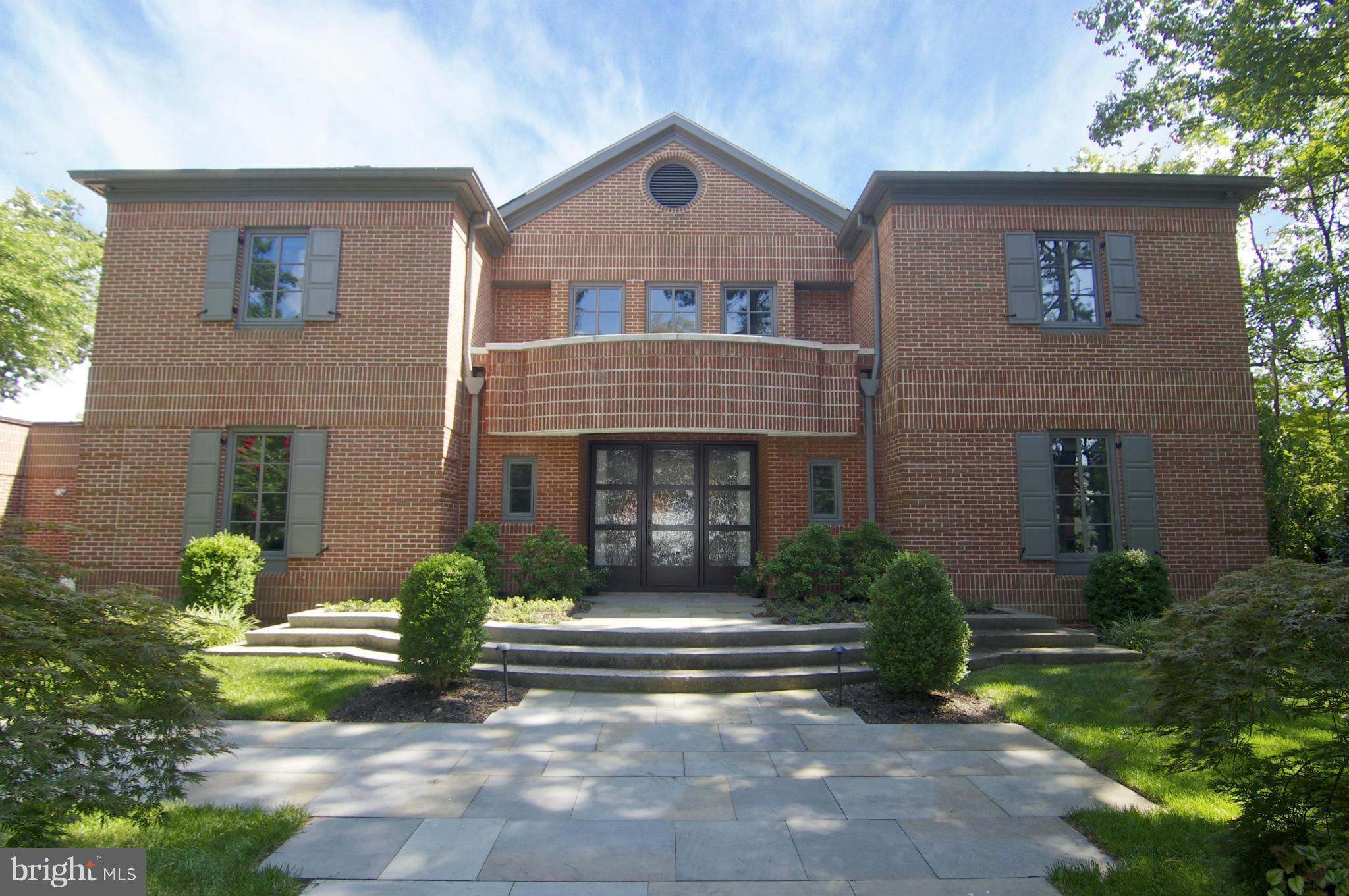 203 Lambeth Road Baltimore, MD 21218 - Photo 1 of 30 Entrance facade