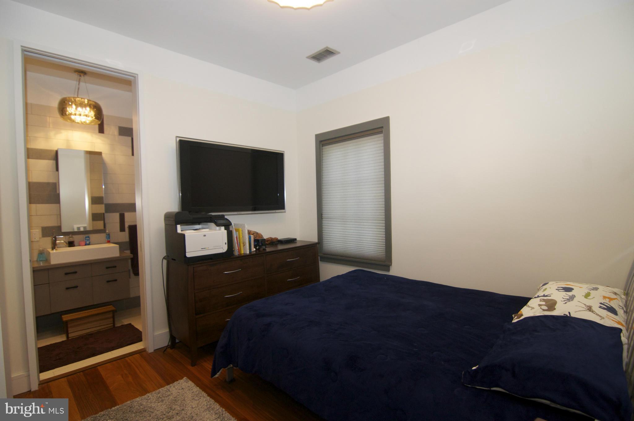 203 Lambeth Road Baltimore, MD 21218 - Photo 22 of 30 Bedroom