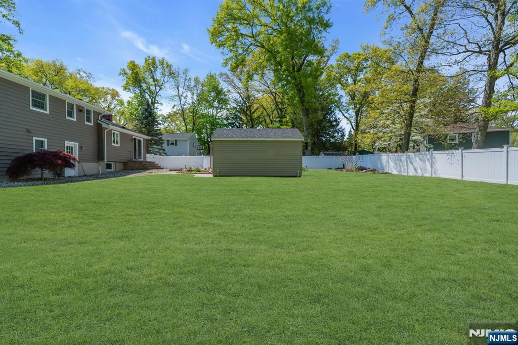 53 Smithfield Road Waldwick, NJ 07463 - Photo 38 of 48 a view of a house with a yard