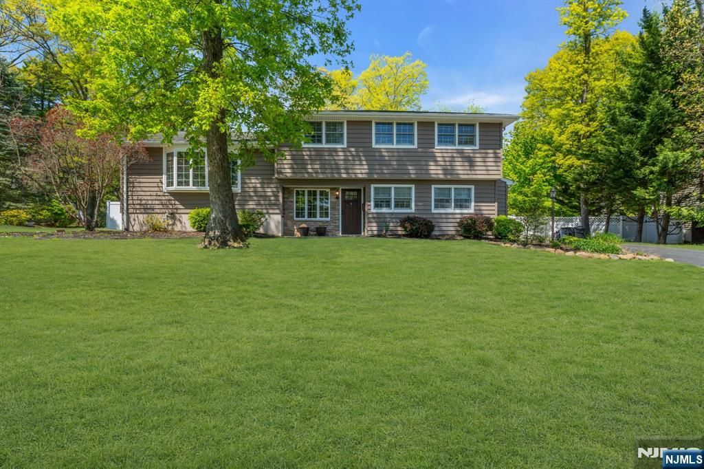 53 Smithfield Road Waldwick, NJ 07463 - Photo 4 of 48 a view of a house with a yard